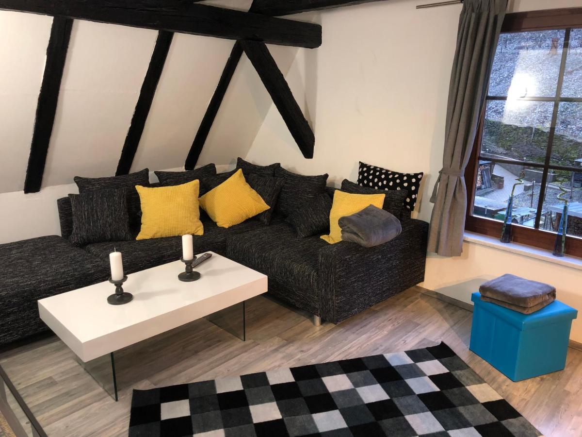 Schoene Ferienwohnung Altes Gebaelk Fachwerkhaus บาคาราค ภายนอก รูปภาพ