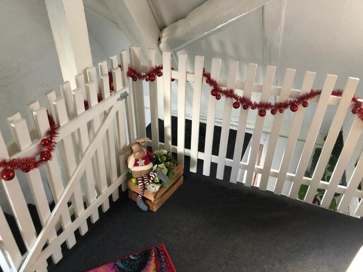 Schoene Ferienwohnung Altes Gebaelk Fachwerkhaus บาคาราค ภายนอก รูปภาพ