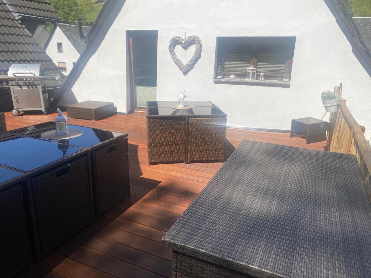 Schoene Ferienwohnung Altes Gebaelk Fachwerkhaus บาคาราค ภายนอก รูปภาพ