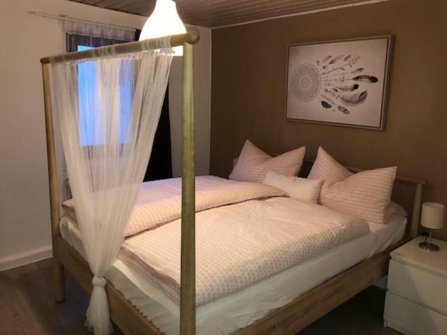 Schoene Ferienwohnung Altes Gebaelk Fachwerkhaus บาคาราค ภายนอก รูปภาพ